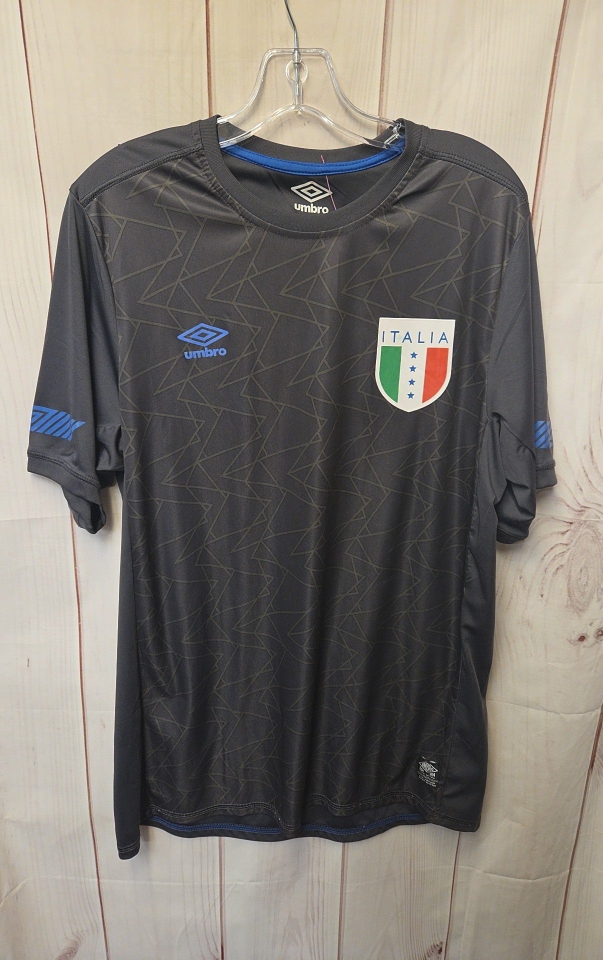 Umbro Men's Size L Black Shirt – Off The Rack