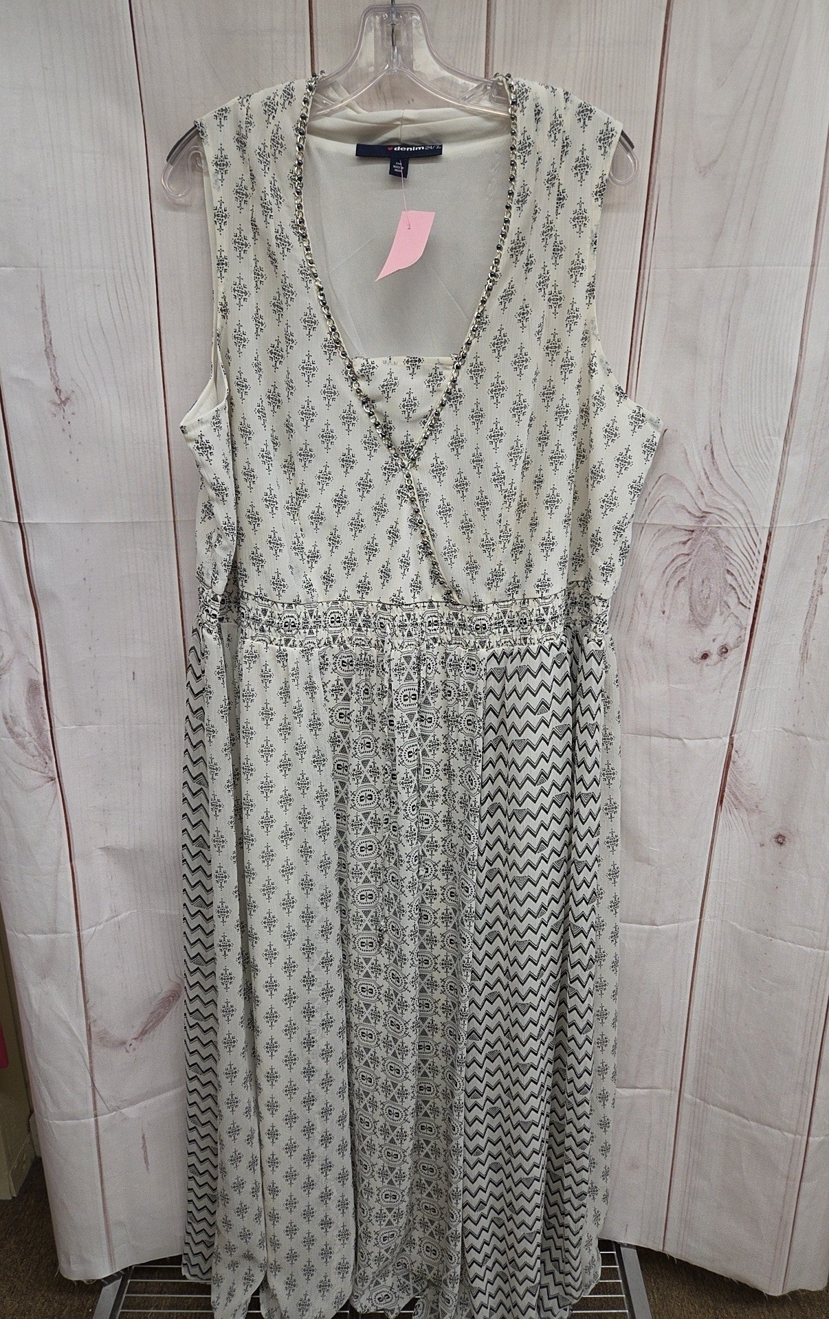Denim 24/7 Women's Size 22W White & Black Dress
