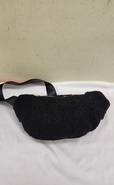 NWT Bearpaw Black Fanny Pack