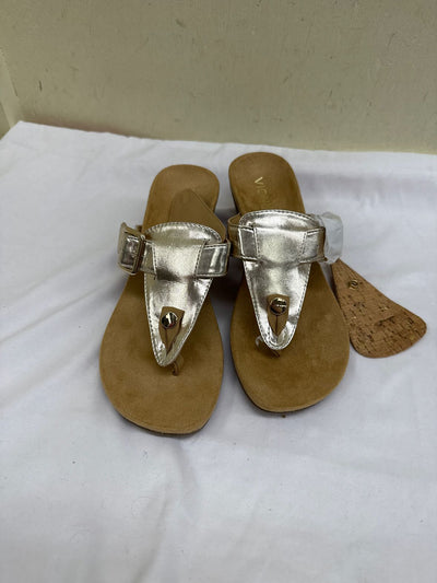 NWT Vionic Women's Size 7 Tan Sandals