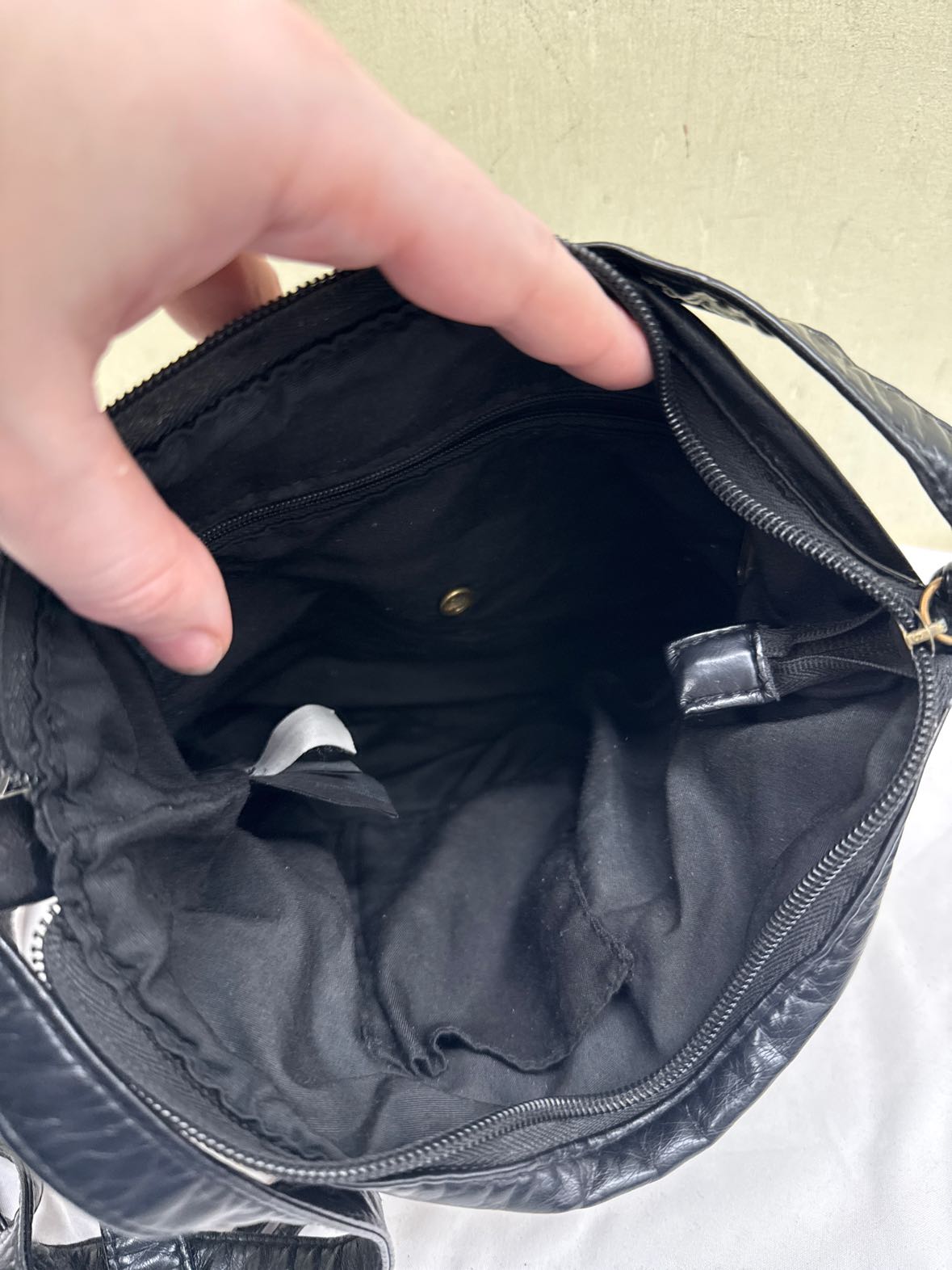 Stone Mountain Black Purse Bag