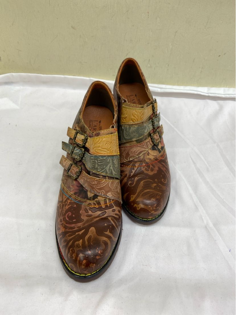 L'Artiste Women's Size 40 = 9-1/2 Brown Leather Pumps Shoes