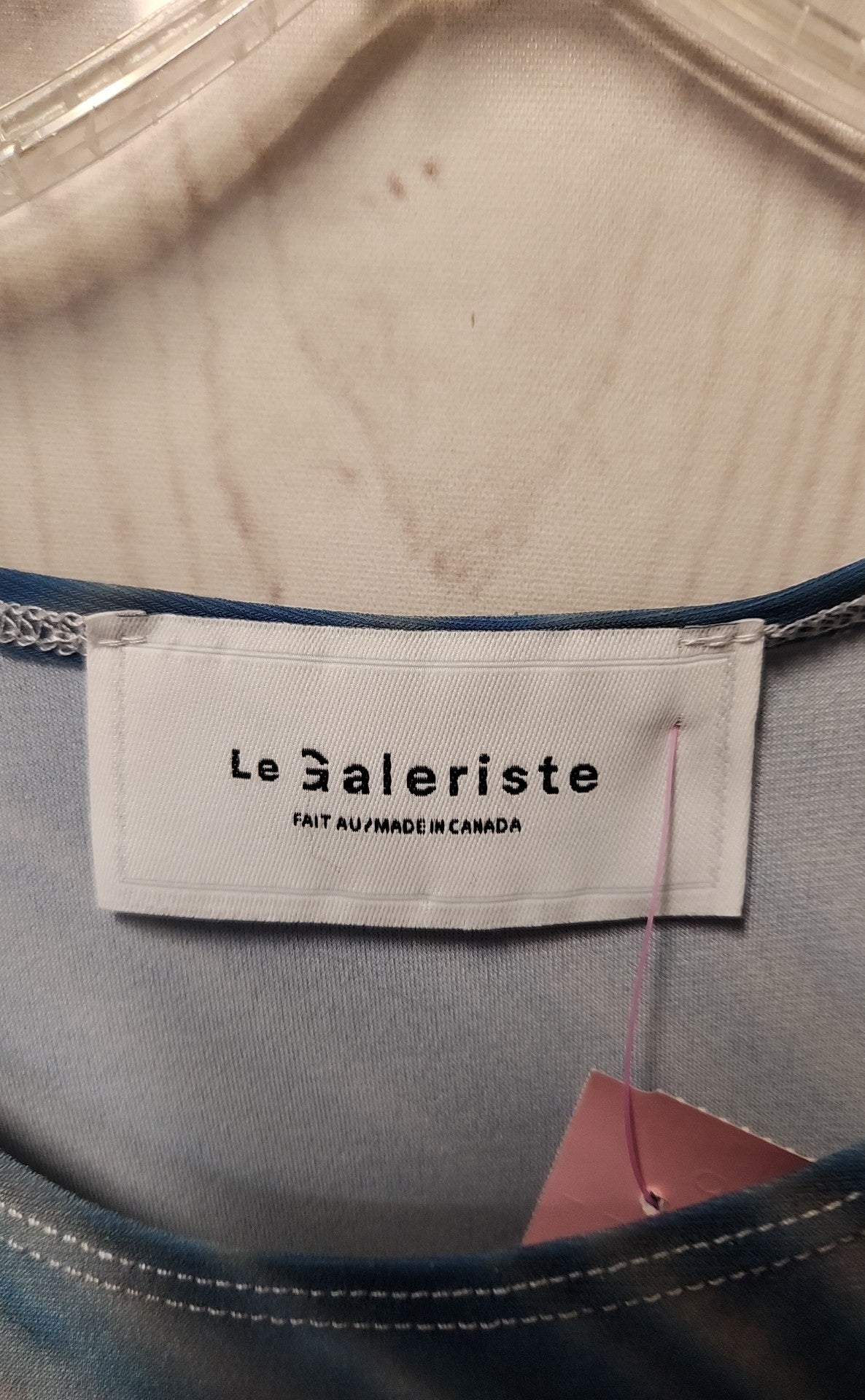 Le Galeriste Women's Size M Blue Sleeveless Top
