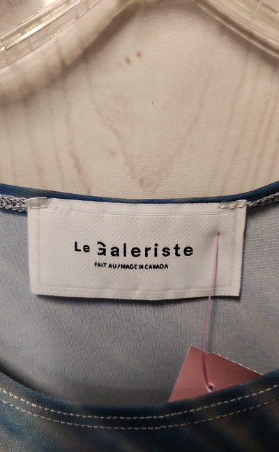 Le Galeriste Women's Size M Blue Sleeveless Top
