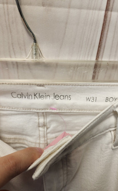 Calvin Klein Women's Size 31 (11-12) White Boyfriend Jeans