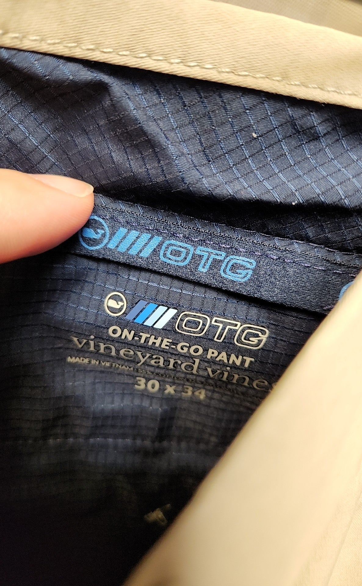 Vineyard Vines Men's Size 30x34 Tan Pants