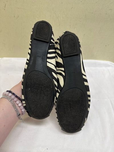 Lauren by Ralph Lauren Women's Size 8-1/2 Black & White Flats AS IS - wear