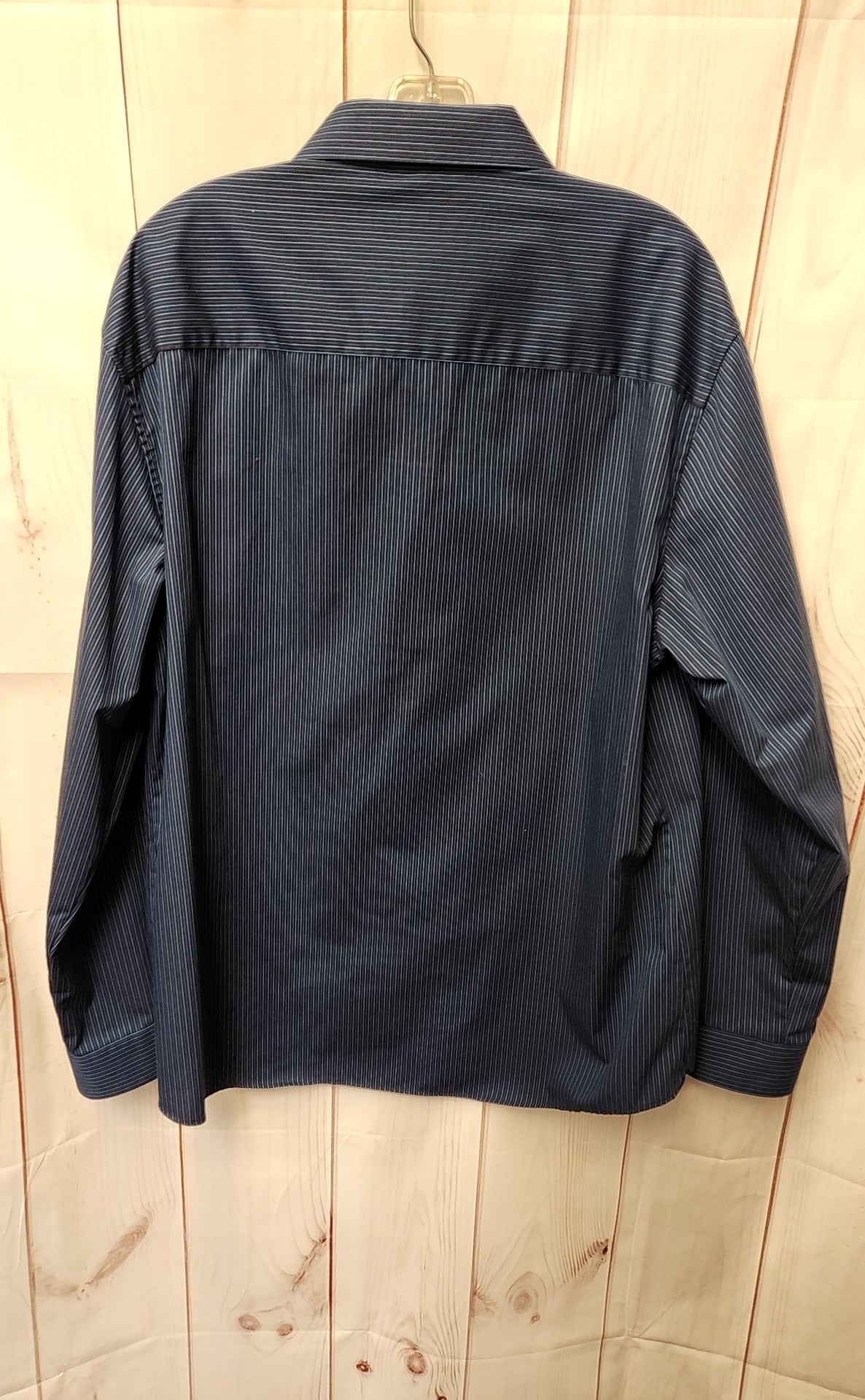 Kenneth Cole Men's Size 34 Blue Stripes Shirt
