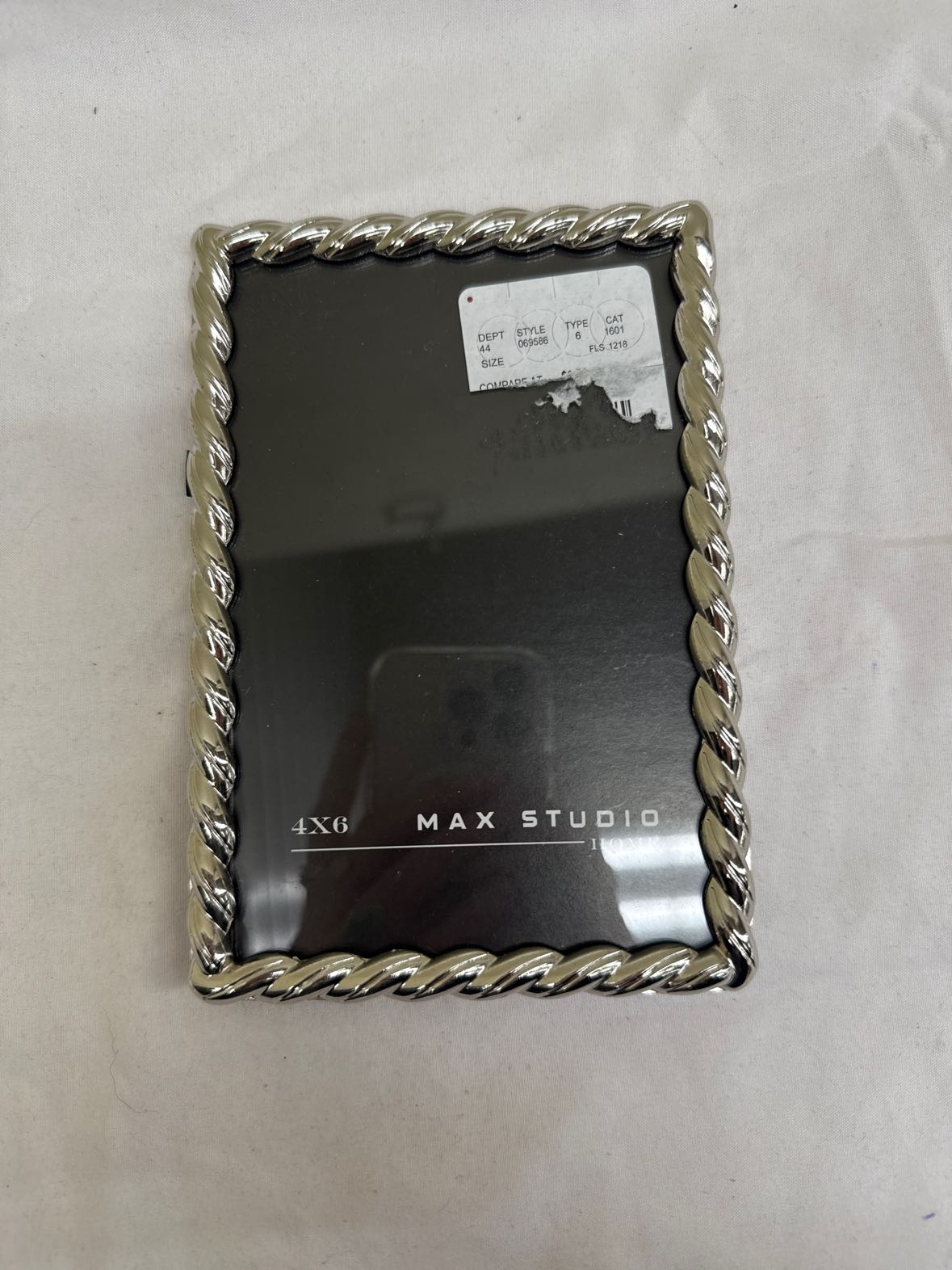 Max Studio 4x6 Silver Frame