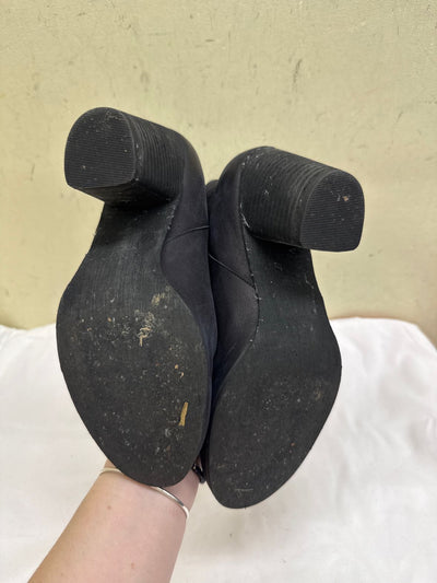 BP Women's Size 8-1/2 Black Boots Shoes