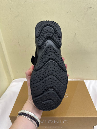 NIB Vionic Women's Size 7-1/2 Black Flats Shoes