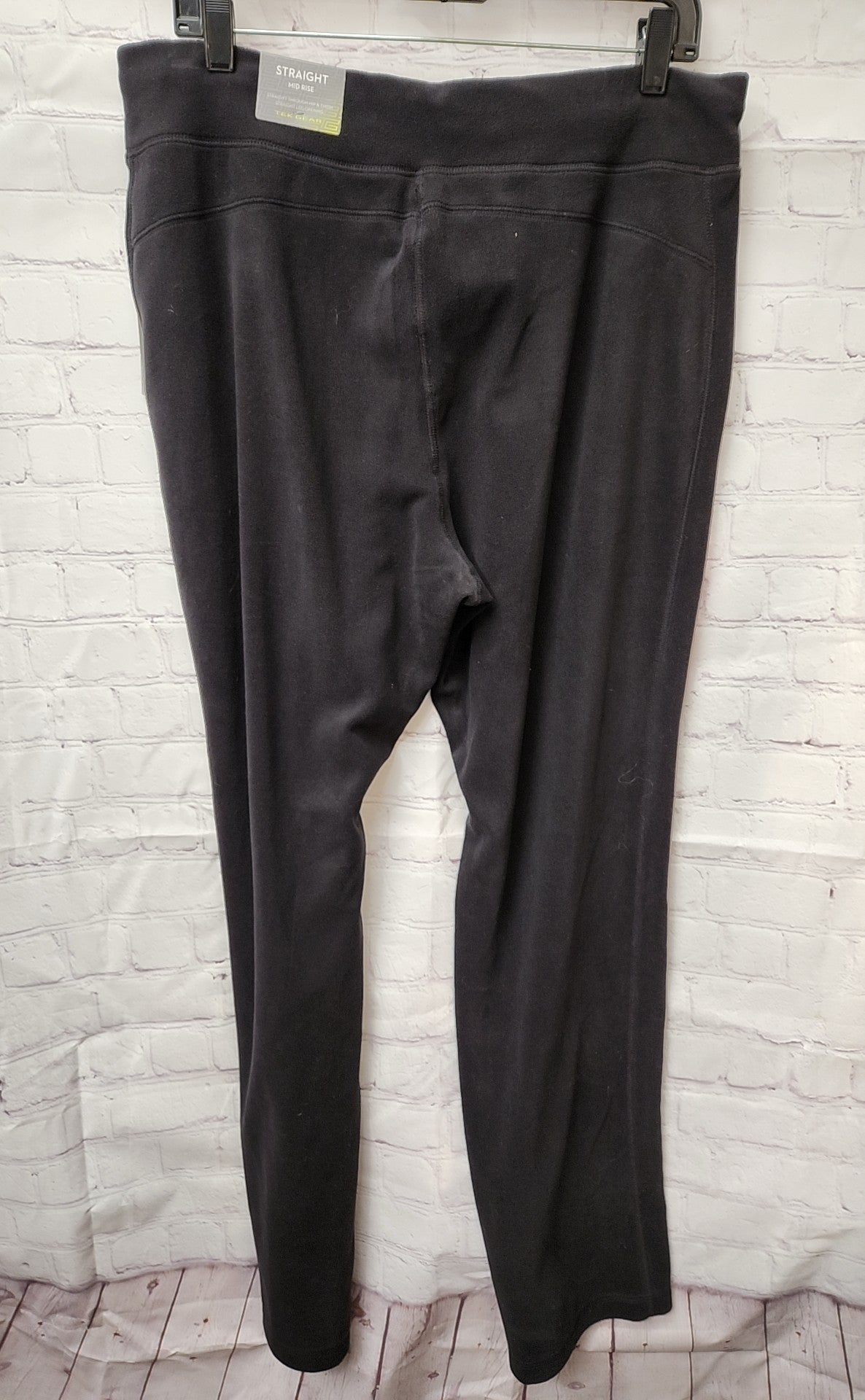 NWT Tek Gear Women's Size L Black Sweatpants Mid Rise Straight