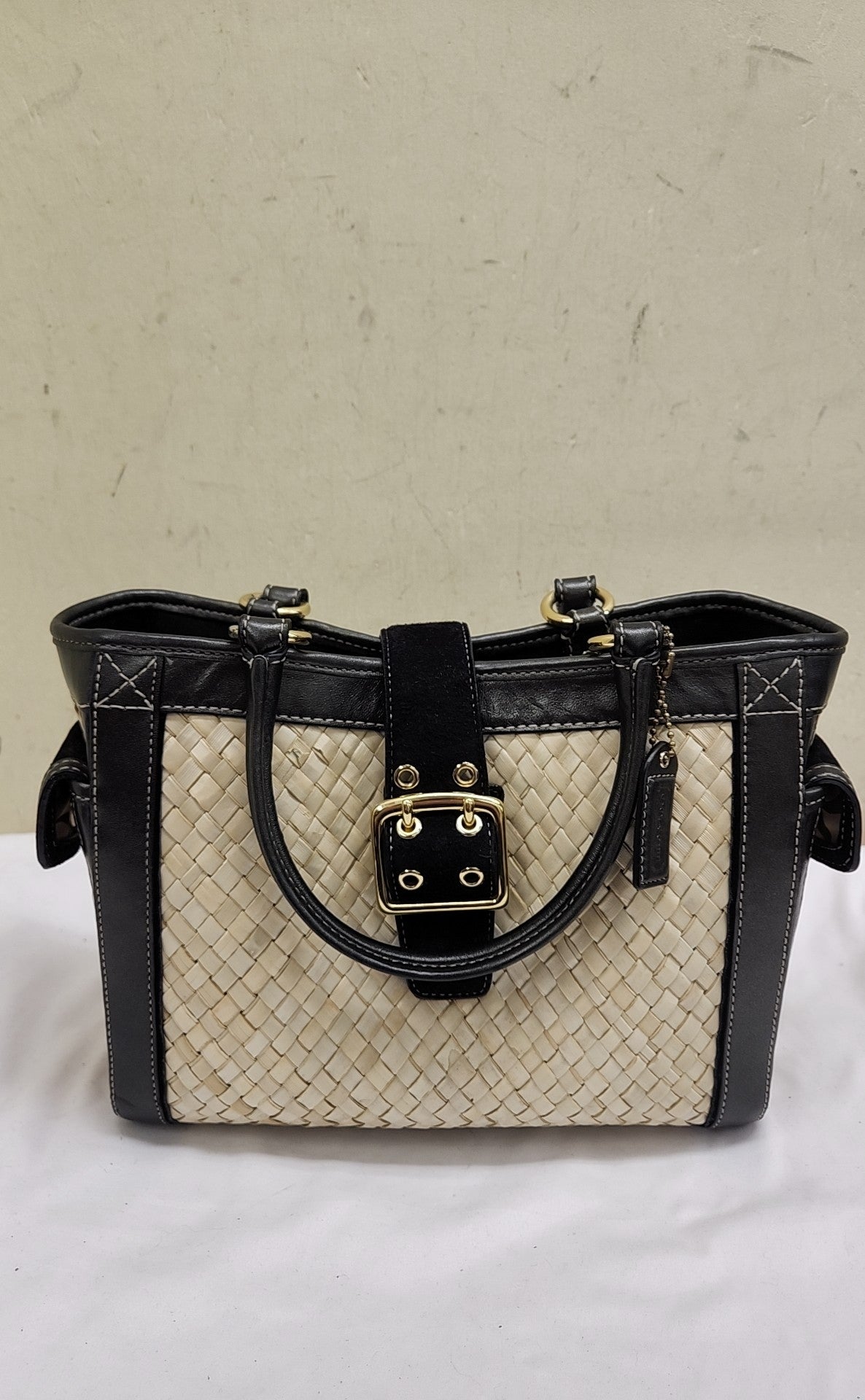 VTG Coach 4419 Tan Straw & Black Leather Trim  Purse Bag AS IS - wear