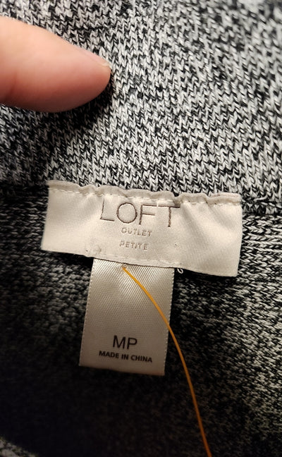 Loft Women's Size M Petite Gray Skirt