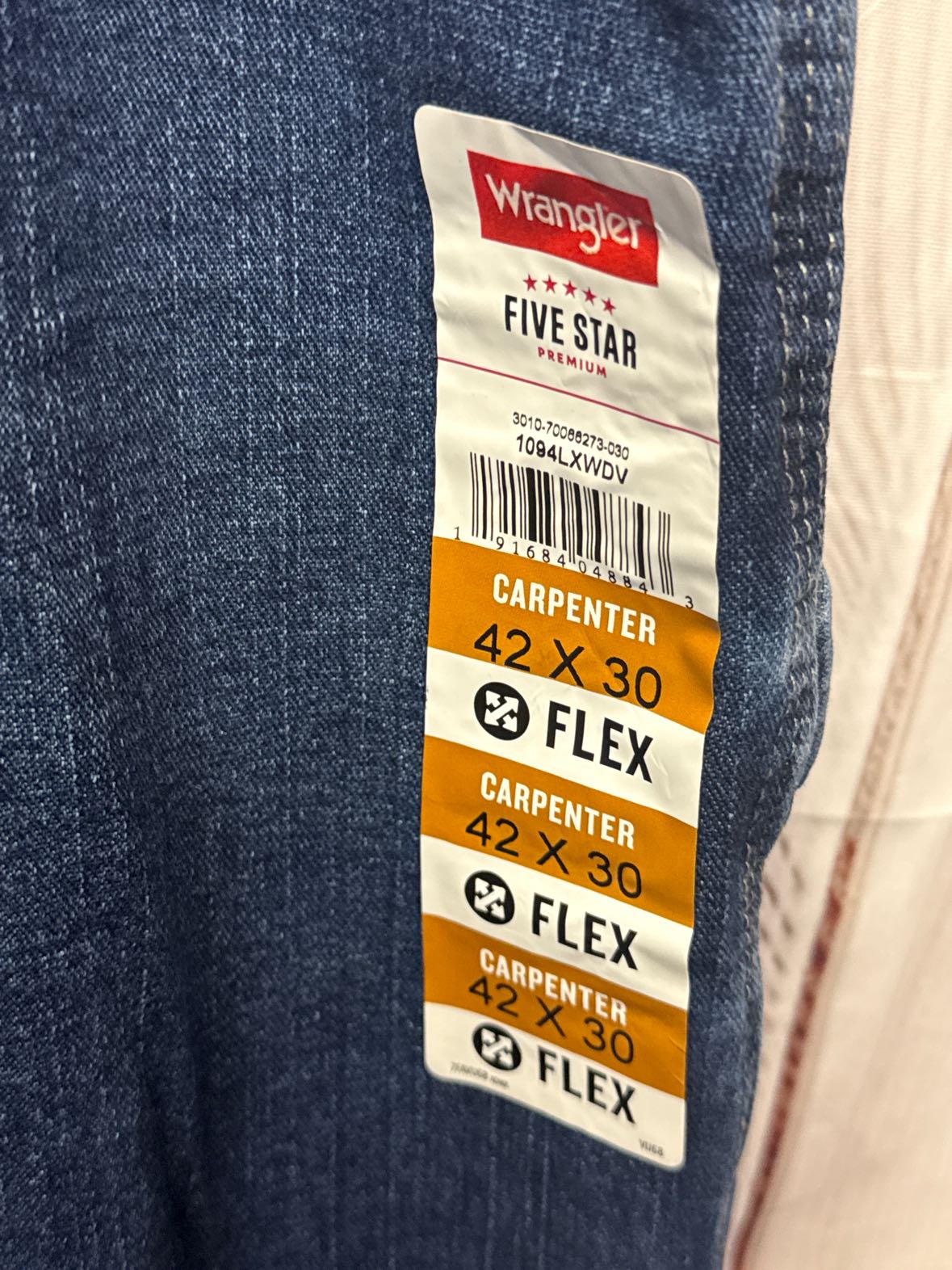 NWT Levis Men's Size 42x30 Blue Jeans Carpenter