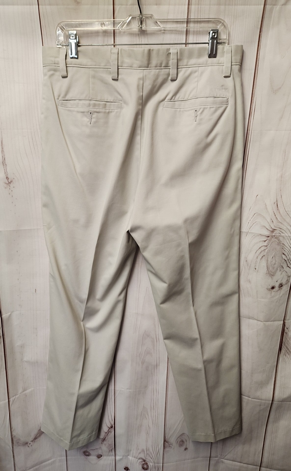 Dockers Men's Size 33x30 Beige Pants