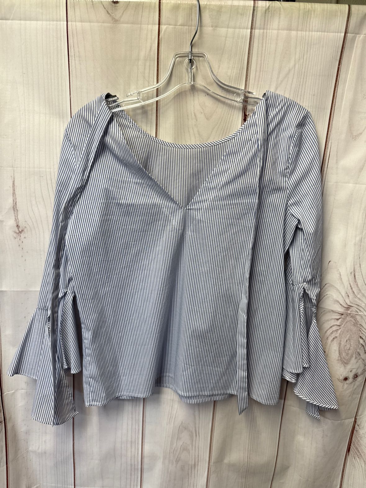 Iz Byer Women's Size S White & Blue 3/4 Sleeve Top