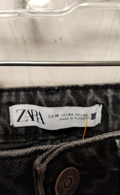 Zara Women's Size 27 (3-4) Black Jeans