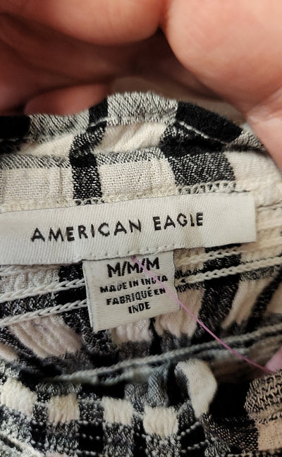 American Eagle Women's Size M White & Black 3/4 Sleeve Top