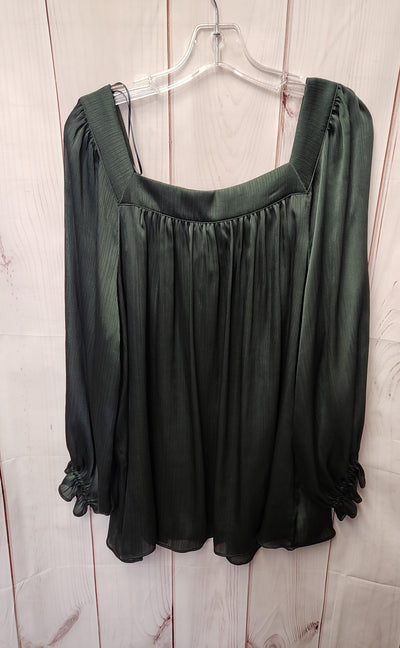 Lauren Conrad Women's Size 1X Green Long Sleeve Top