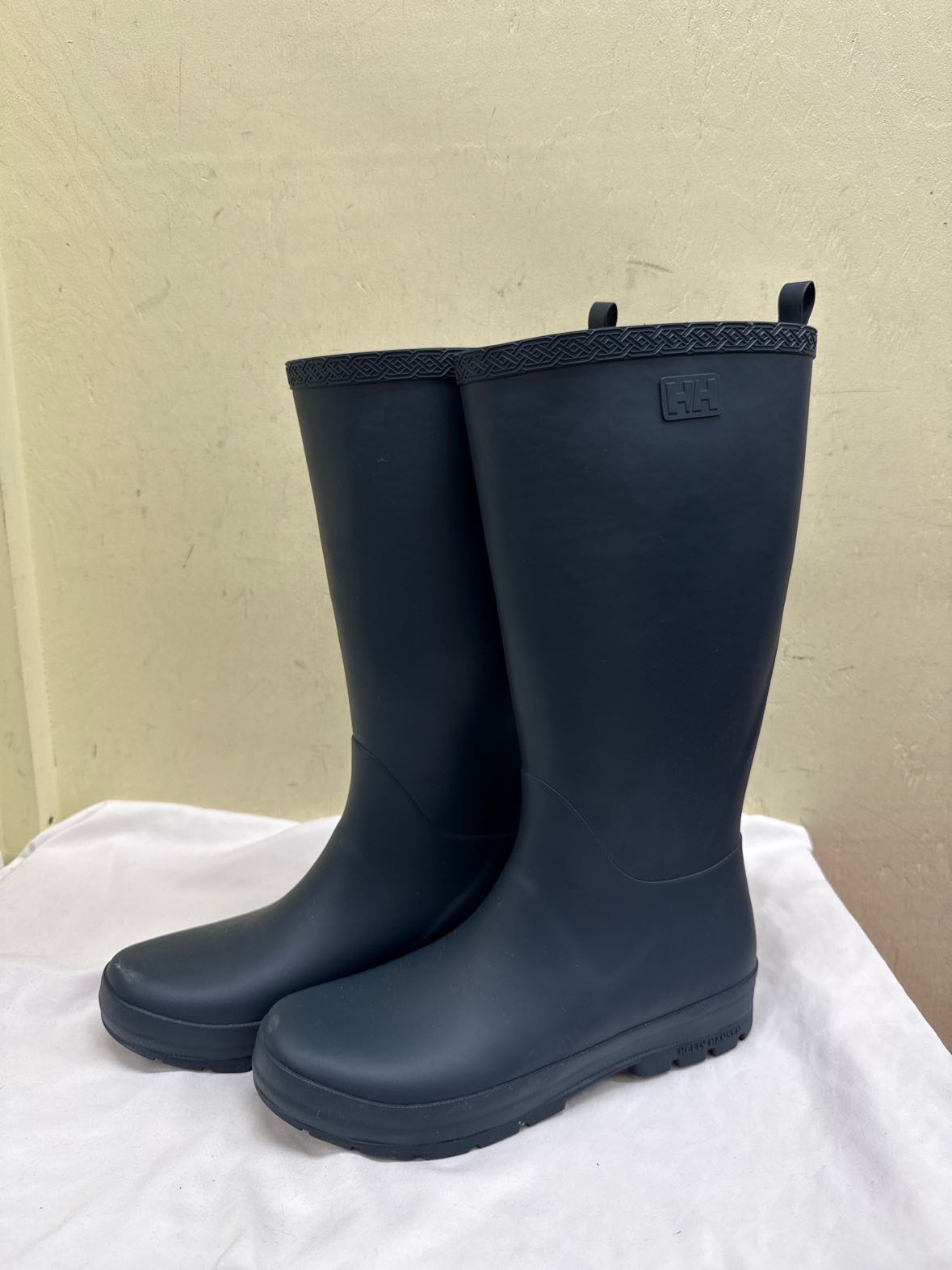 Helly Hansen Women's Size 10 Navy Boots Shoes