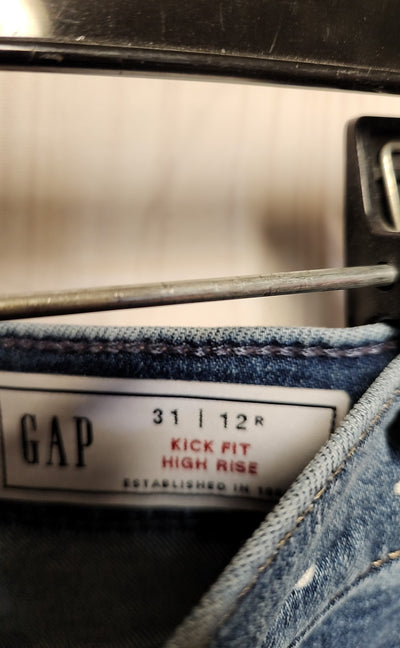 Gap Women's Size 31 (11-12) Blue Jeans Kick Fit High Rise