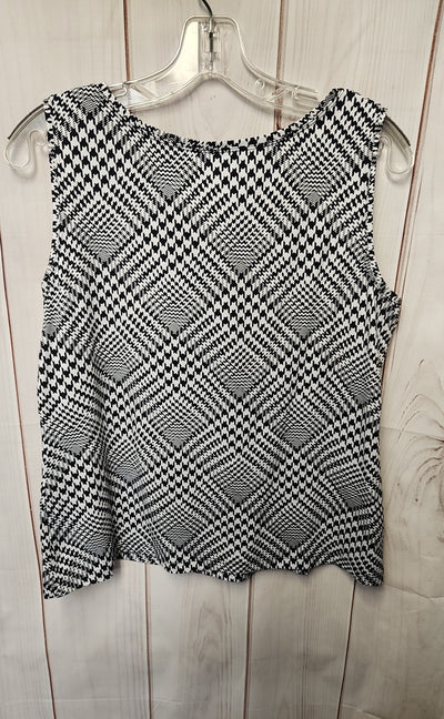 212 Women's Size M White & Black Sleeveless Top