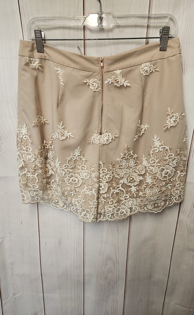 NWT Lauren Conrad Runway Limited Edition Women's Size 14 Beige Floral Shorts