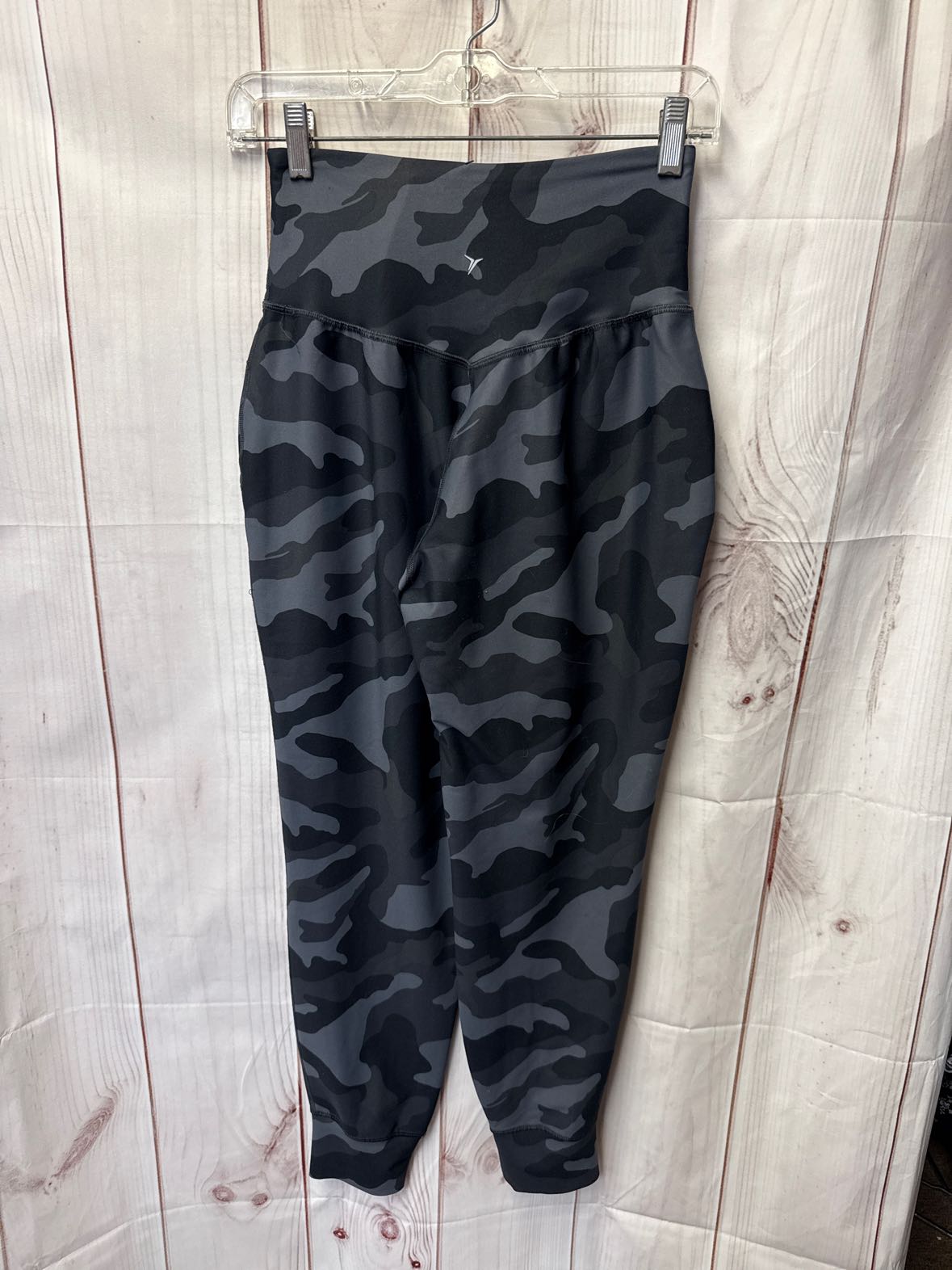 Old Navy Women's Size S Gray Camo Leggings