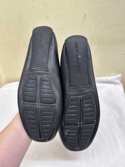 Anne Klein Women's Size 9-1/2 Black Flats Shoes