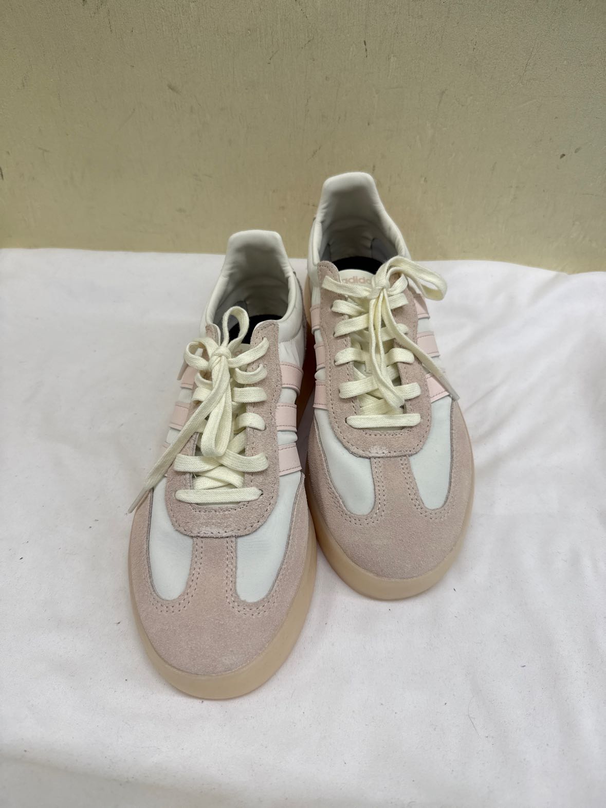 Adidas Women's Size 8-1/2 Pink & White Sneakers Shoes