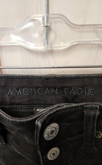 American Eagle Women's Size 6 Black Shorts Midi