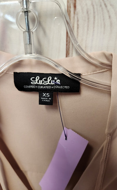 Lulus Women's Size XS Beige Long Sleeve Top