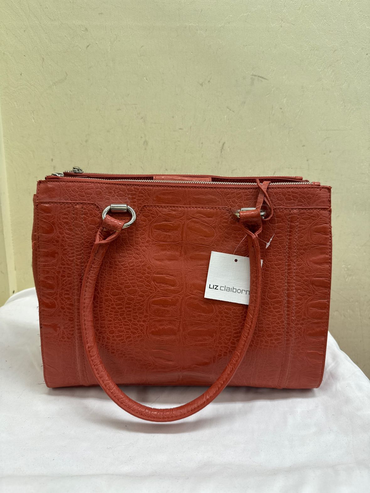 NWT Liz Claiborne Coral Purse Bag