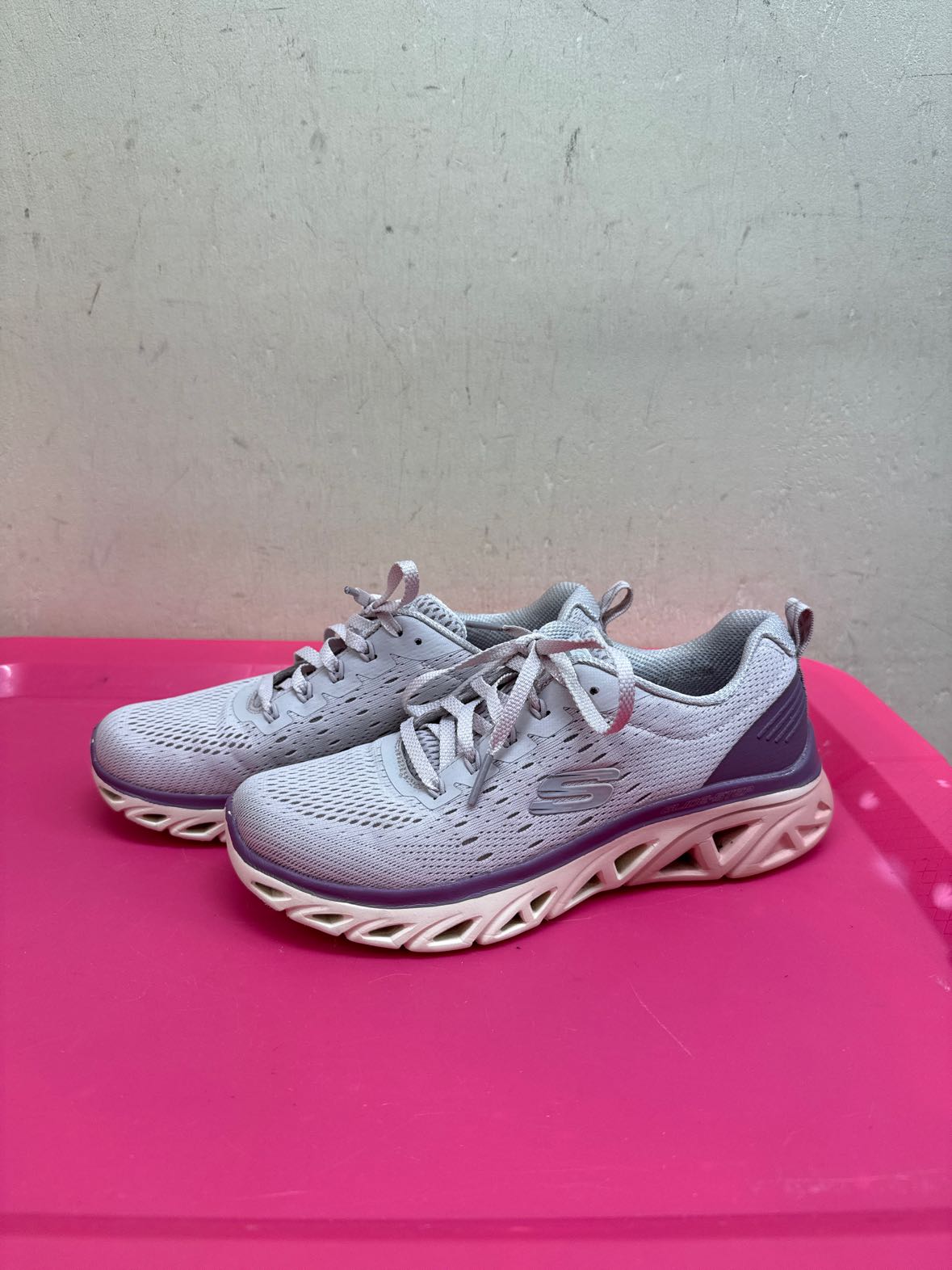 Skechers Women's Size 6 Purple Sneakers