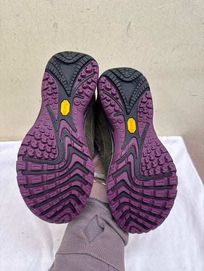 Merrell Women's Size 5 Green Sneakers Shoes