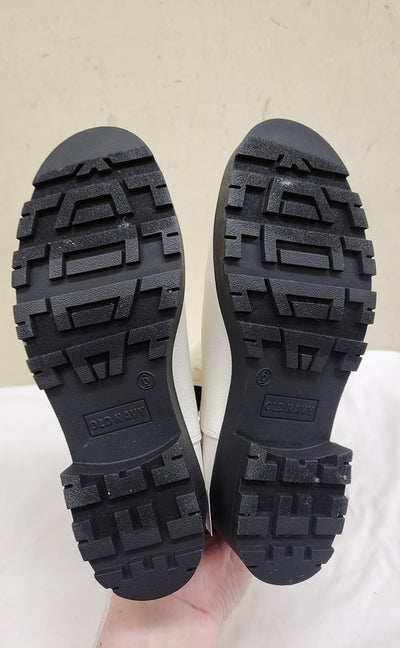 NWT Old Navy Women's Size 6 White Boots Shoes