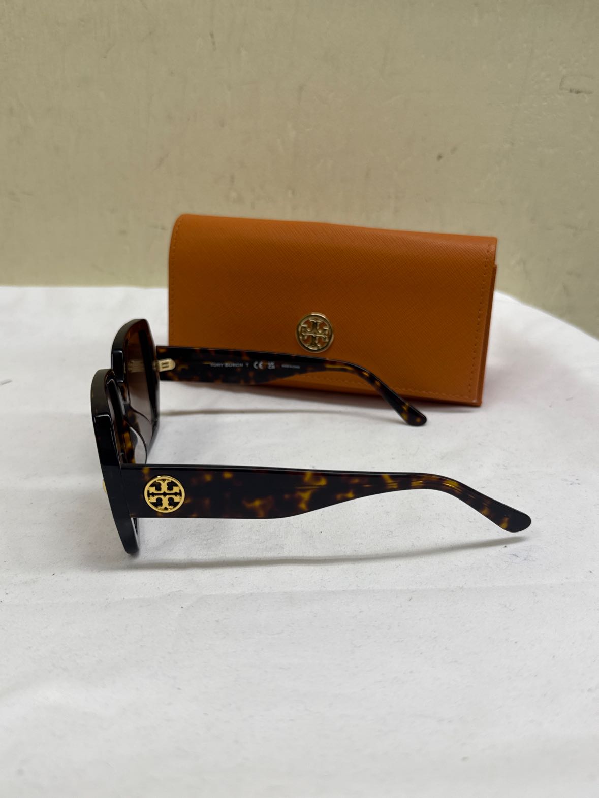 Tory Burch TY 7191U Black Sunglasses w/ Case