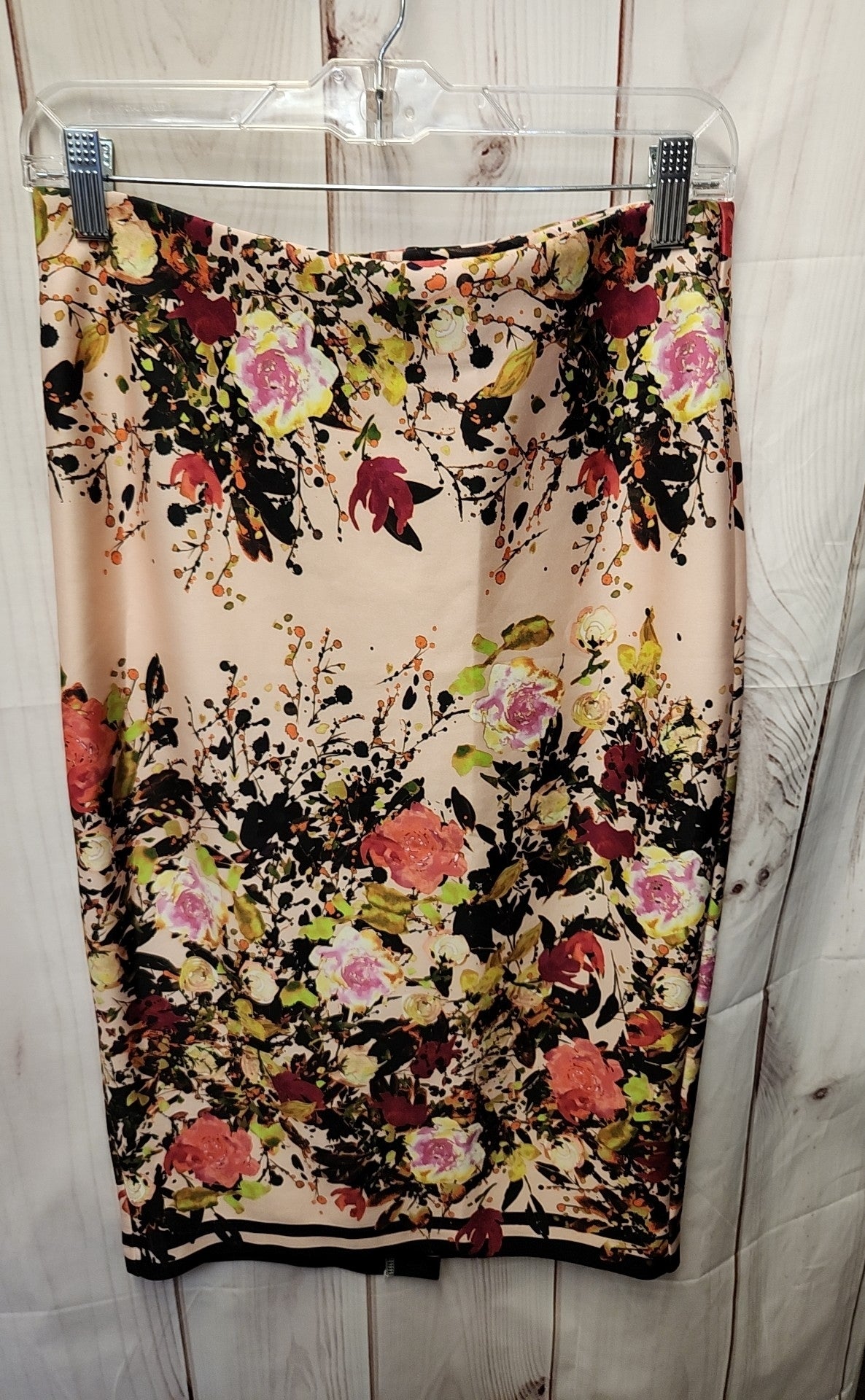 Eci Women's Size M Pink Floral Skirt