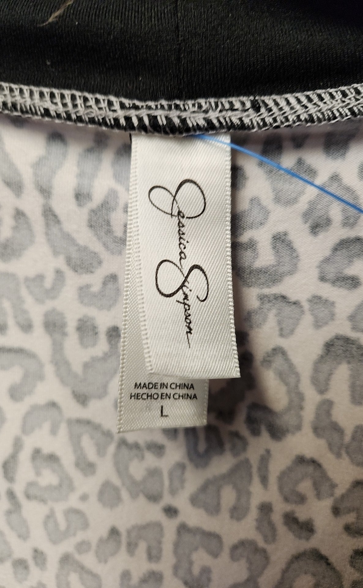 Jessica Simpson Women's Size L White Animal Print Robe