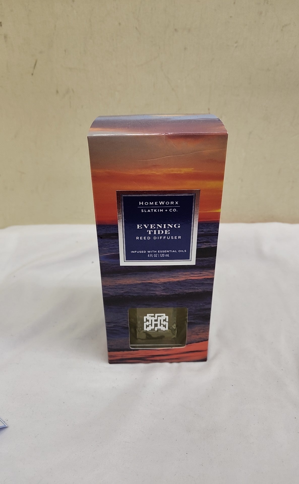 NIB Homeworx Evening Tide Reed Diffuser Candle