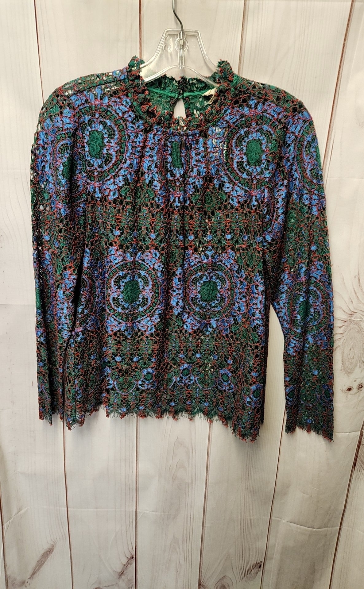 The Korner Women's Size M Green Lace Long Sleeve Top