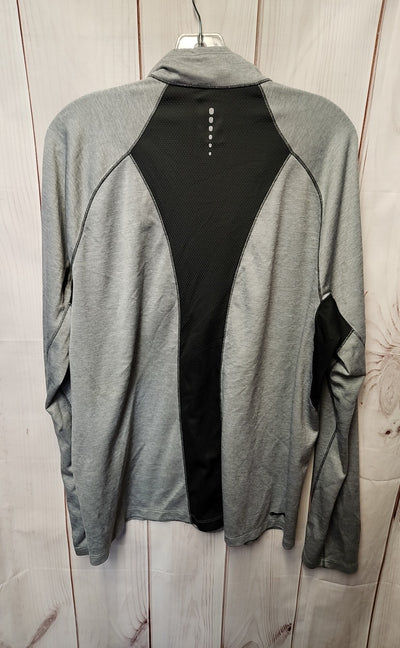North Face Men's Size XL Gray Shirt