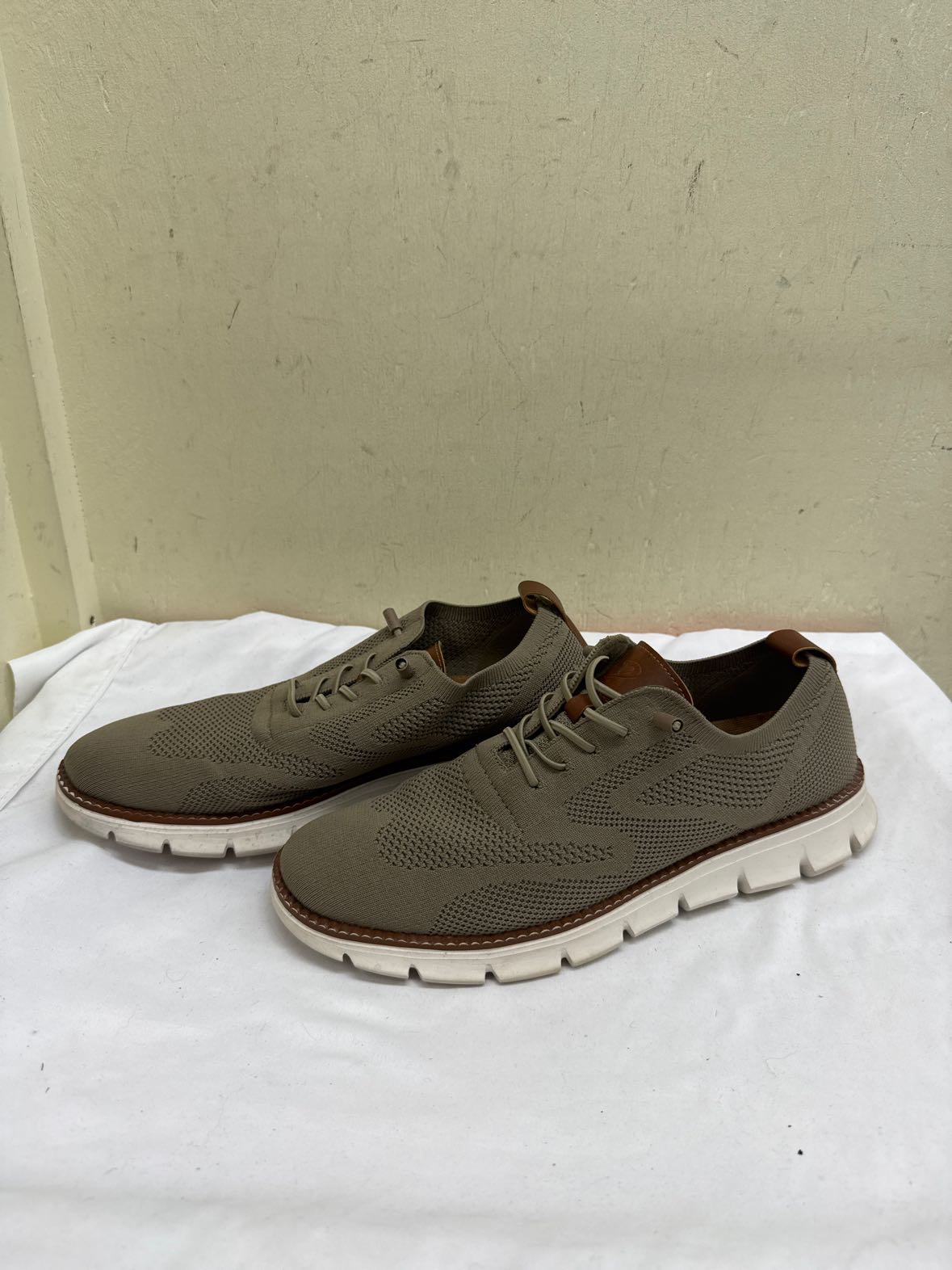 Men's Size 44 Tan Shoes