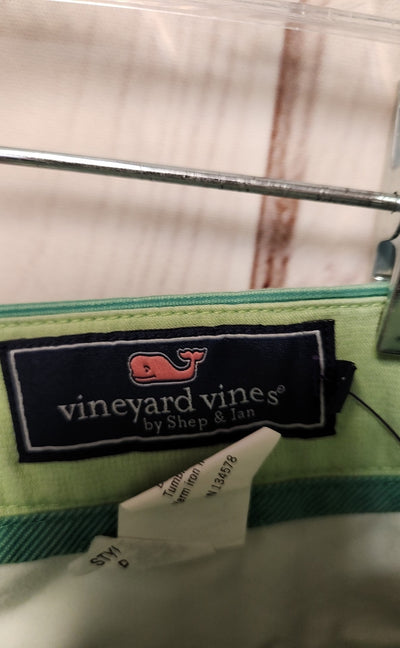 Vineyard Vines Men's Size 35 Green Shorts