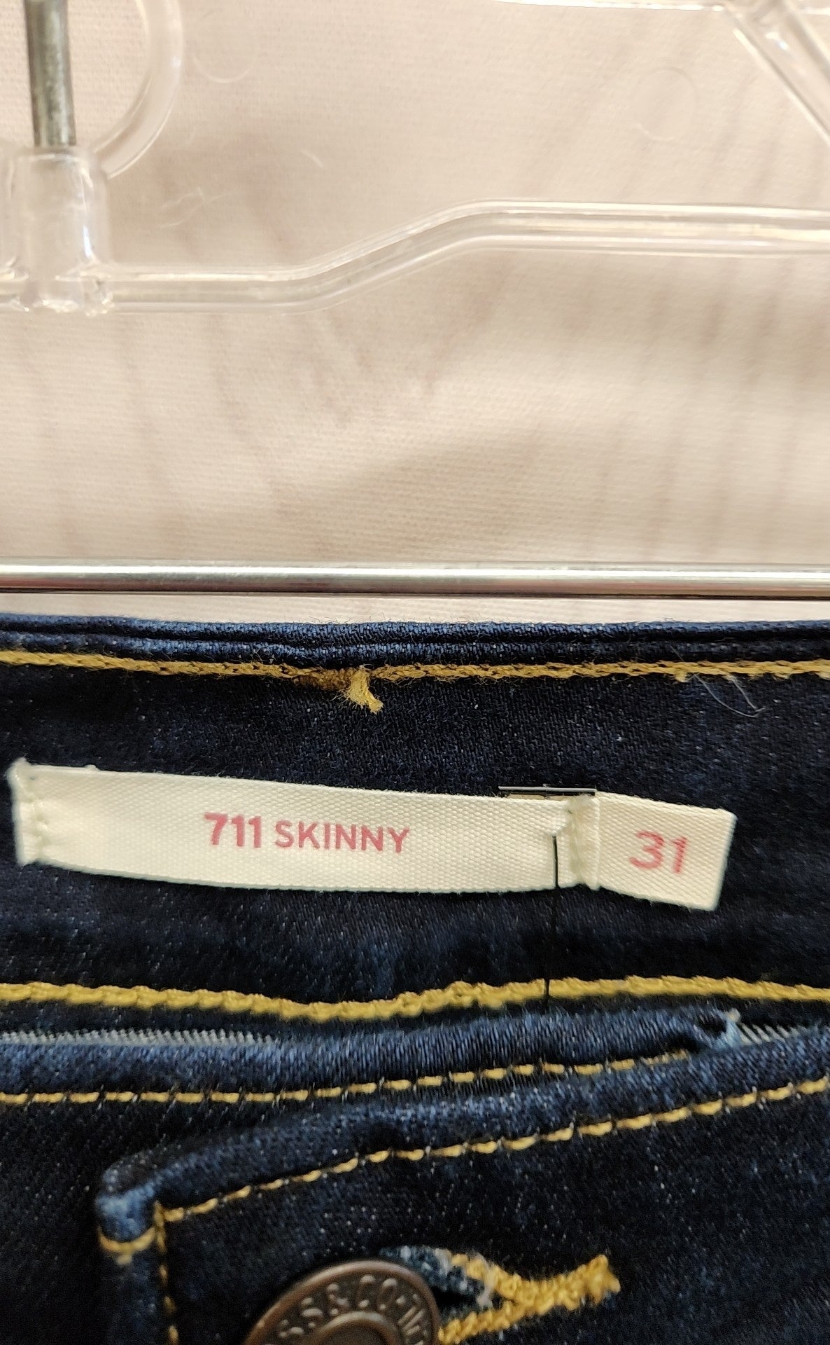 Levis Women's Size 31 (11-12) 711 Skinny Blue Jeans