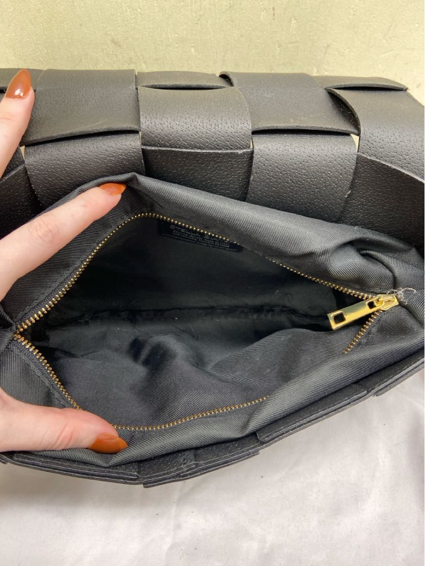 Stella Bianca Black Leather Purse Bag