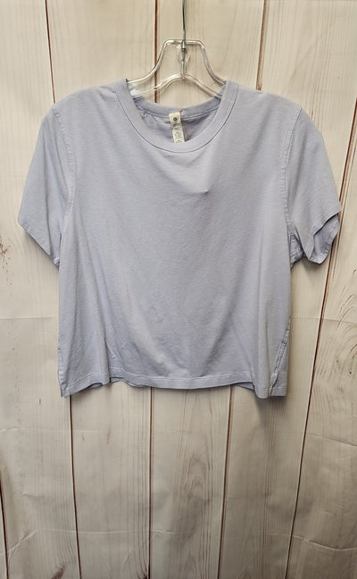 Lululemon Women's Size 8 Light Blue Short Sleeve Top