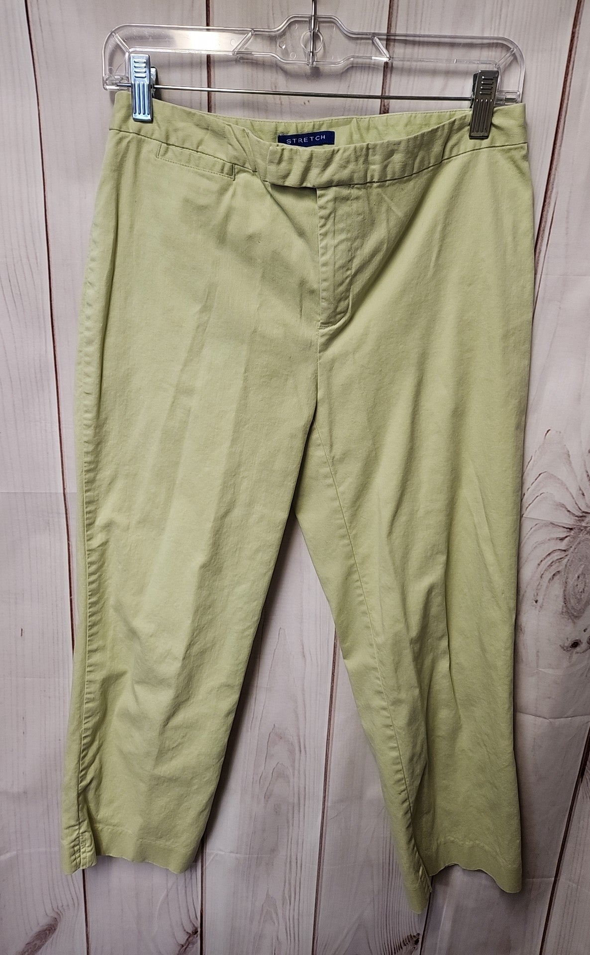 JH Collectibles Women's Size 6 Green Capris
