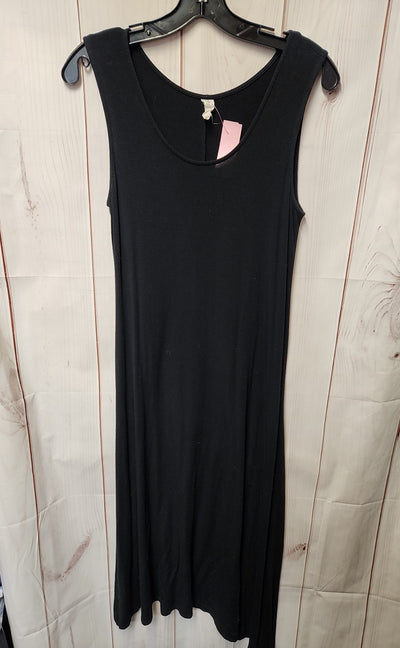 Chalet Women's Size M Black Dress